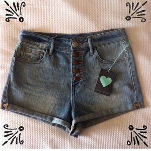 NWT Kendall and Kylie Size 7 Shorts